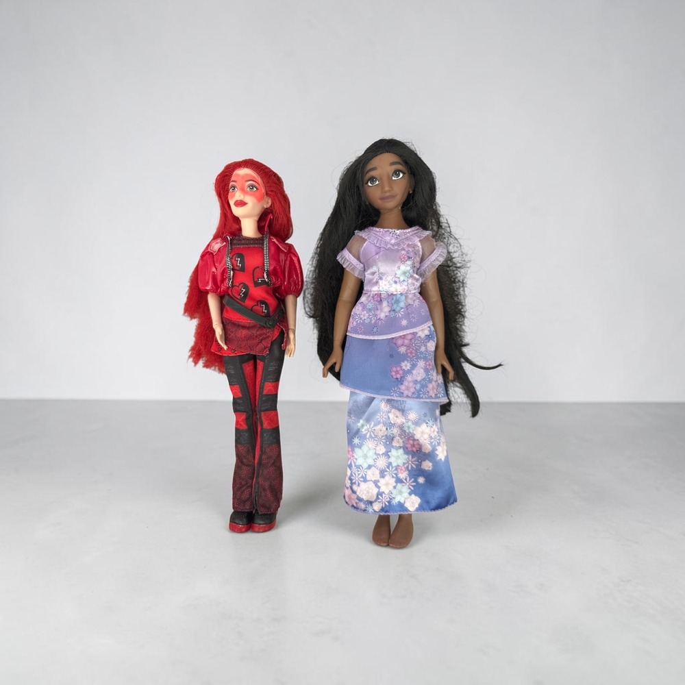 Disney Descendants Red and Encanto Isabela Madrigal Fashion Doll Lot 2pc Bundle